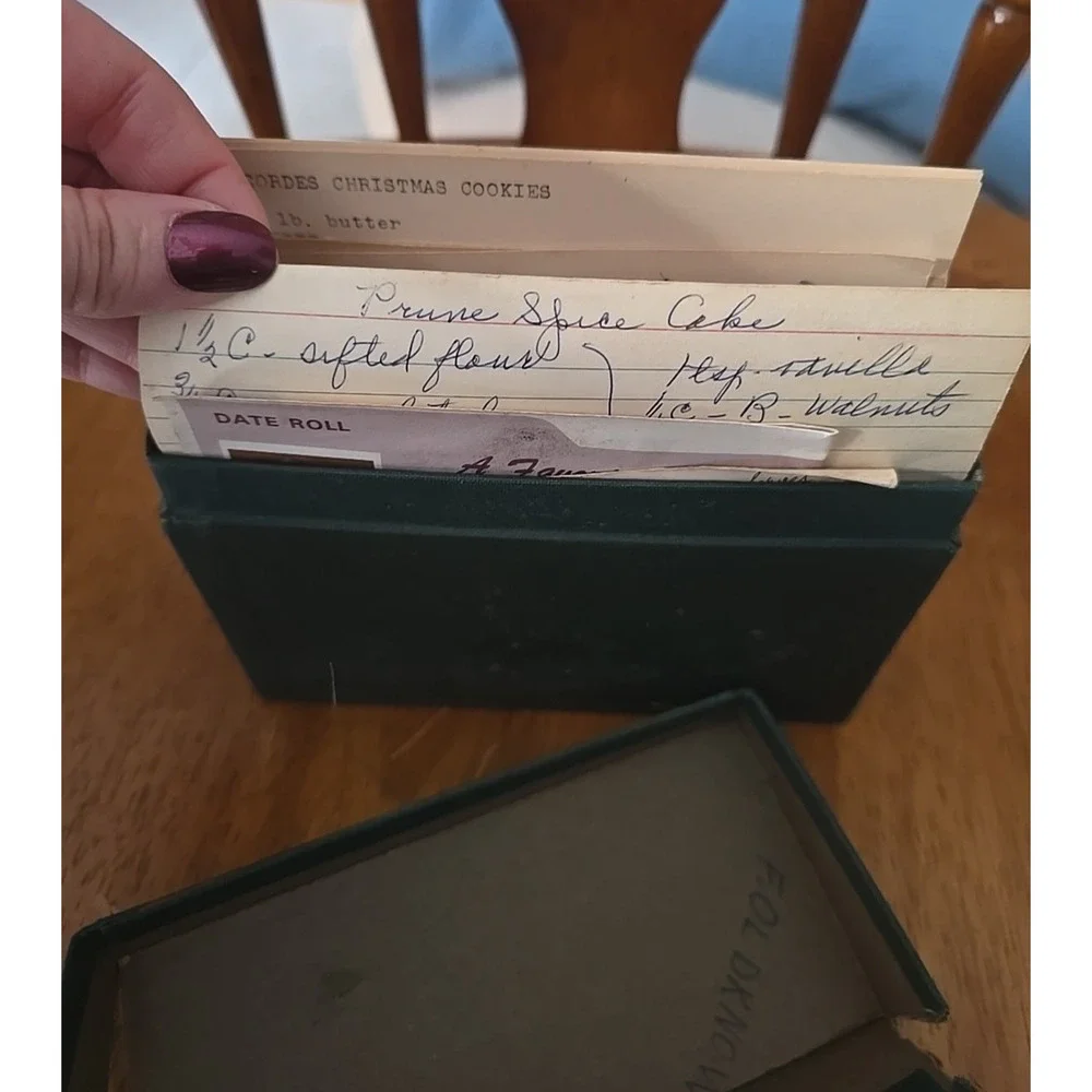 Vtg Handwritten Cut Out Granny Classic Retro Recipe‎ Card Holder Recipe Box